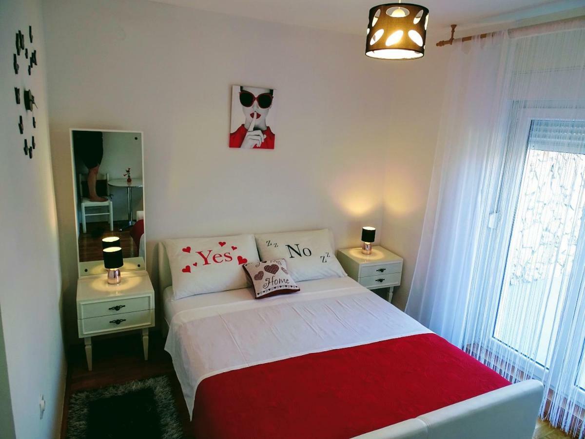 Vacation House Maslina Rupalj 外观 照片